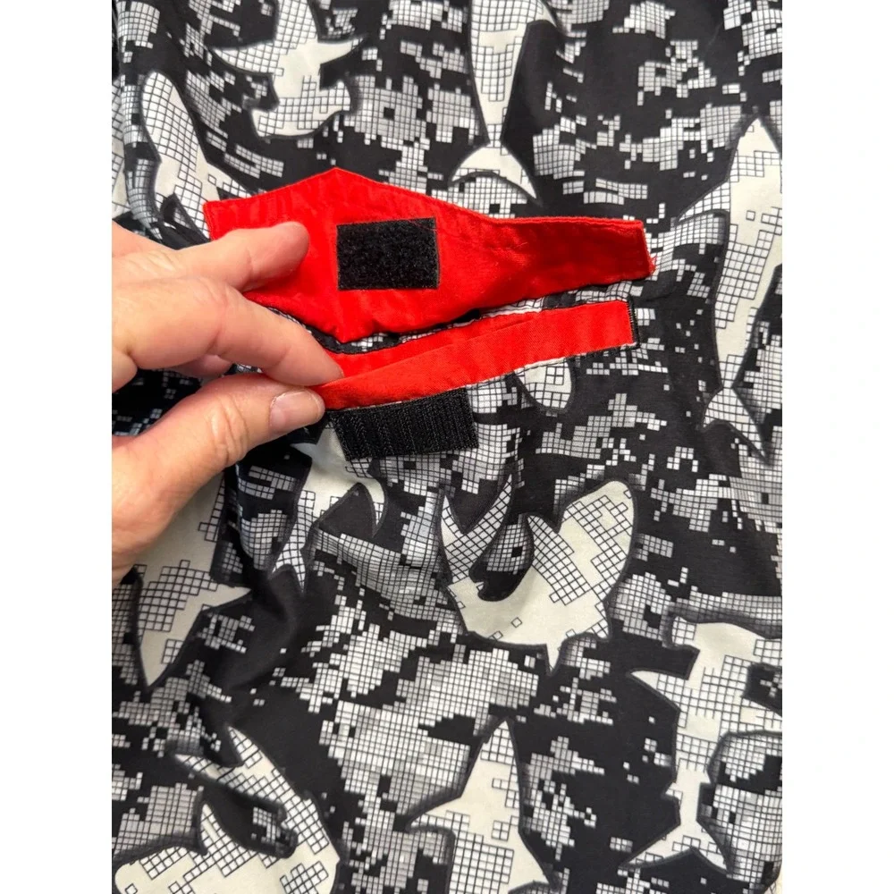 Adidas Shark Digital Camo Swim‎ Trunks Black White Red Size M Boys Board Shorts